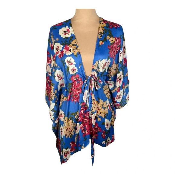UMGEE Meet Me At The Resort Boutique Floral Kimono‎ NWT Sz Small - Picture 1 of 7